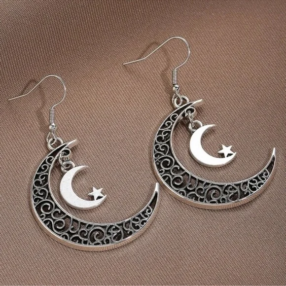 1 LEFT! Silver Crescent Moon Dangle Earrings - Picture 6 of 6